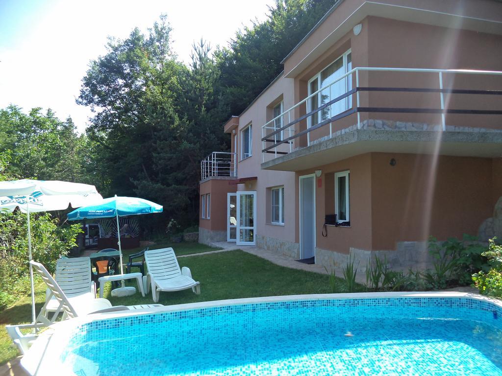Villa Aqua Pravets Exteriör bild