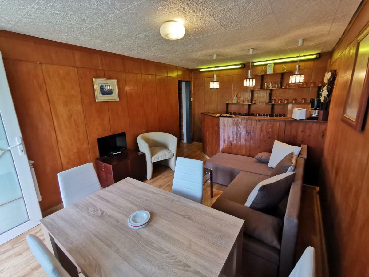 Villa Aqua Pravets Exteriör bild